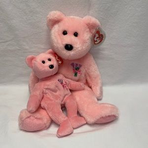 Like mother like daughter